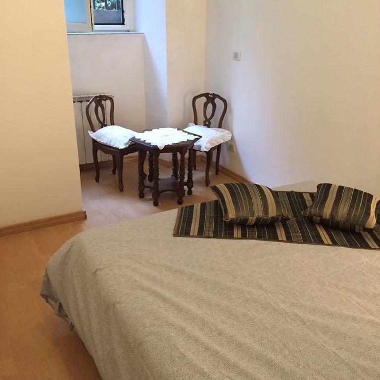 Ave Roma B&B Δωμάτιο φωτογραφία